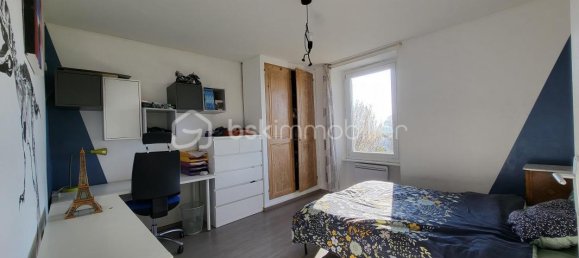 4 Schlafzimmer Haus in Saint-Hilaire-de-la-Cote, France, Nr. 201547 11