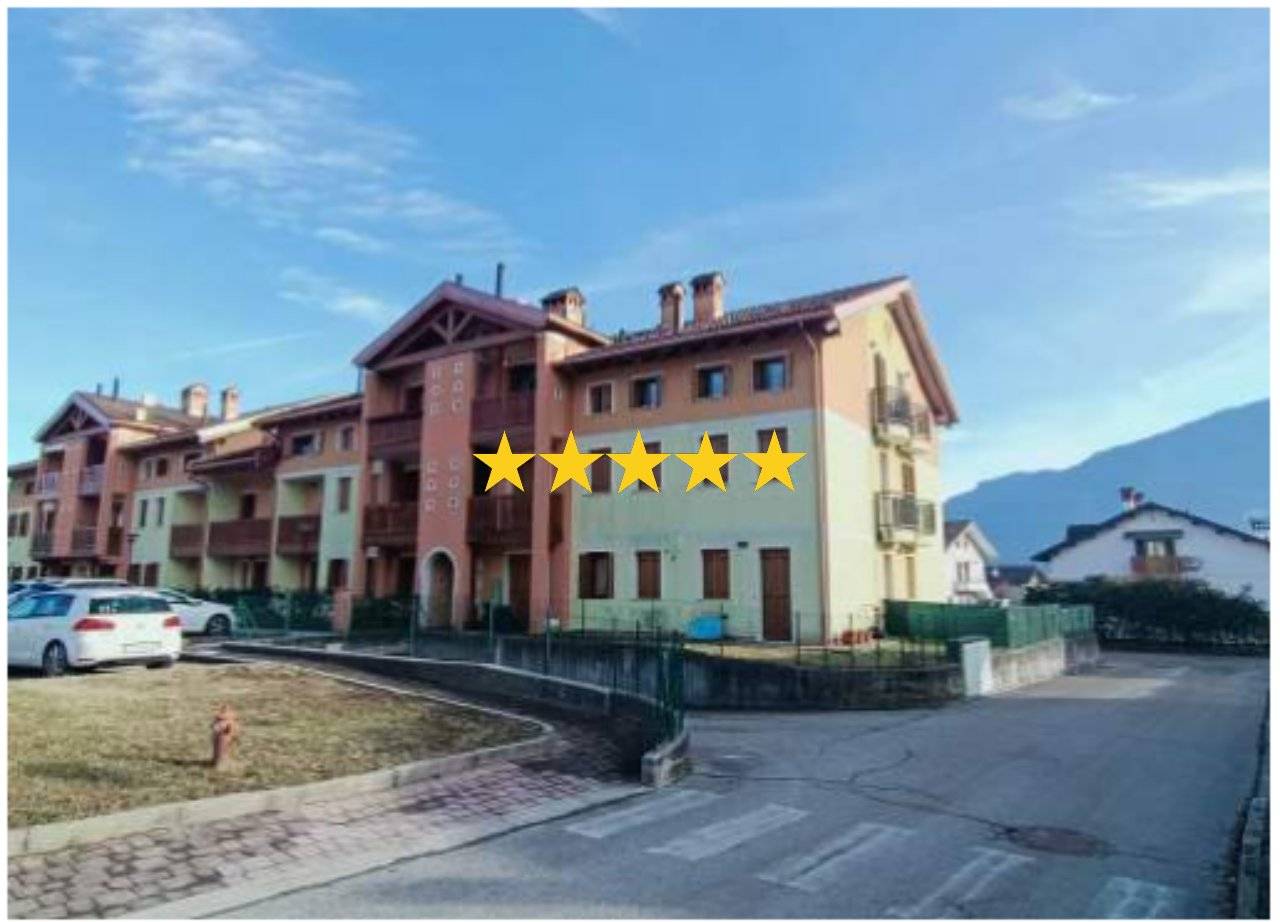 2 bedrooms Apartment in Feltre, Italy No. 209878