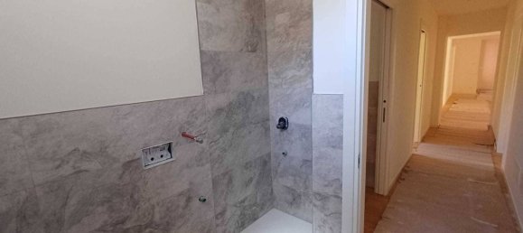 3 bedrooms Apartment in Bologna, Italy No. 318911 15