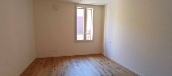 3 bedrooms Apartment in Bologna, Italy No. 318911 11