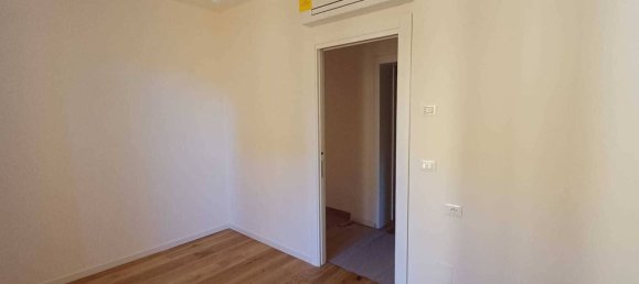 3 bedrooms Apartment in Bologna, Italy No. 318911 12