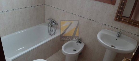 2 bedrooms Apartment in Oviedo, Spain No. 165399 10