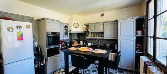 4 bedrooms House in Saint-Pierre-des-Corps, France No. 276061 4