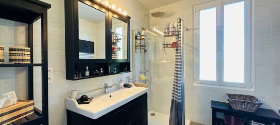 4 bedrooms House in Saint-Pierre-des-Corps, France No. 276061 11