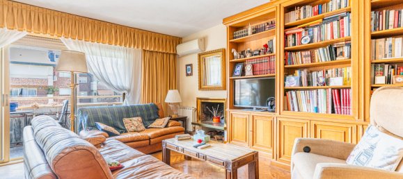 4 Schlafzimmer Wohnung in Majadahonda, Spain, Nr. 160525 2