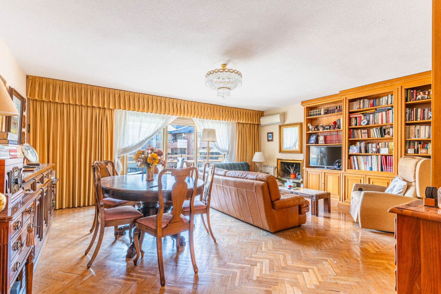 4 Schlafzimmer Wohnung in Majadahonda, Spain, Nr. 160525