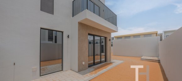 4 bedrooms Villa in Dubai South (Dubai World Central), UAE No. 32201 3