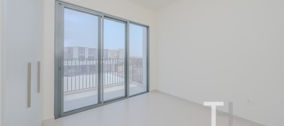 4 bedrooms Villa in Dubai South (Dubai World Central), UAE No. 32201 14