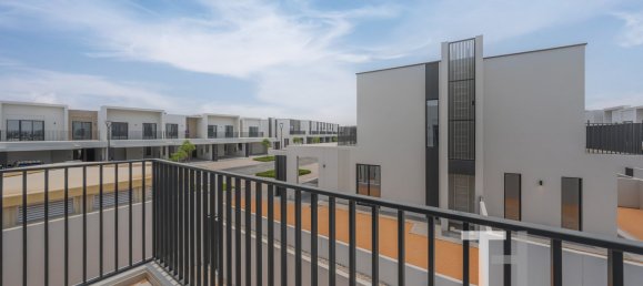 4 bedrooms Villa in Dubai South (Dubai World Central), UAE No. 32201 22