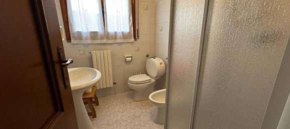 Villa de 7 habitaciónes en Concordia sulla Secchia, Italy No. 120313 3