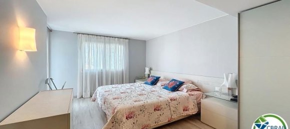 3 bedrooms Penthouse in Roses, Spain No. 178911 9