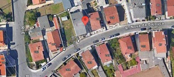 310m² Land in Castelo da Maia, Portugal No. 13059 2