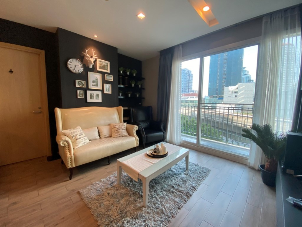 2 bedrooms Condo in Bangkok, Thailand No. 6744