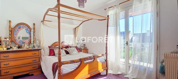 5 bedrooms House in Combs-la-Ville, France No. 175700 17