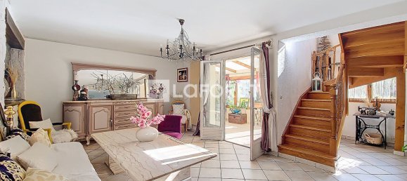 5 bedrooms House in Combs-la-Ville, France No. 175700 8