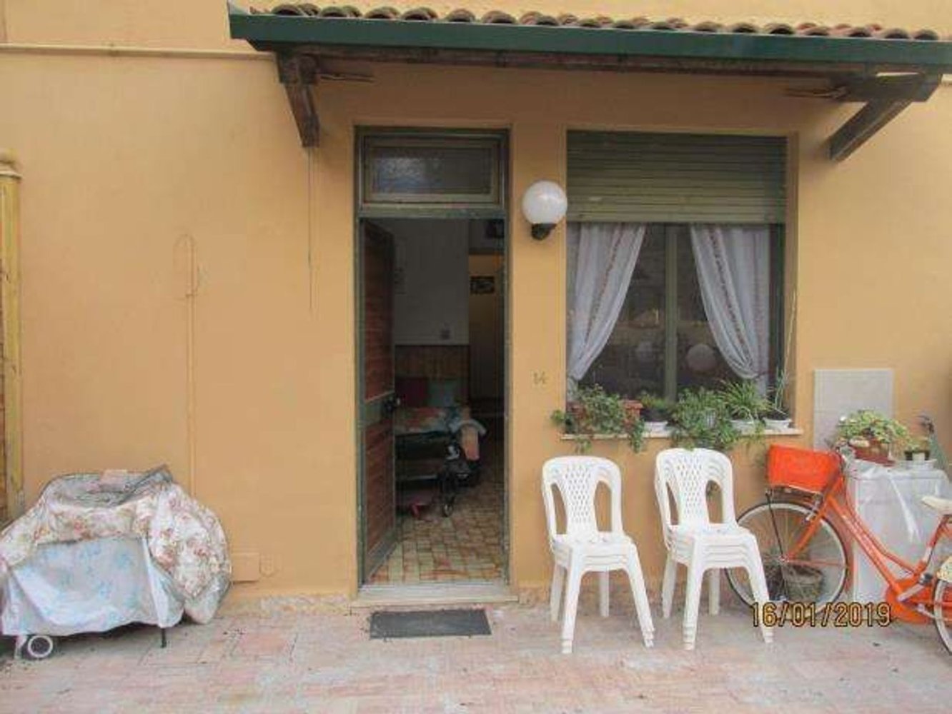 Квартира с 3 комнатами в Виареджо, Италия № 194295