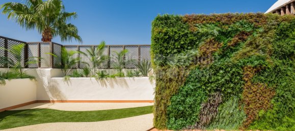 3 bedrooms Penthouse in Estepona, Spain No. 253446 23