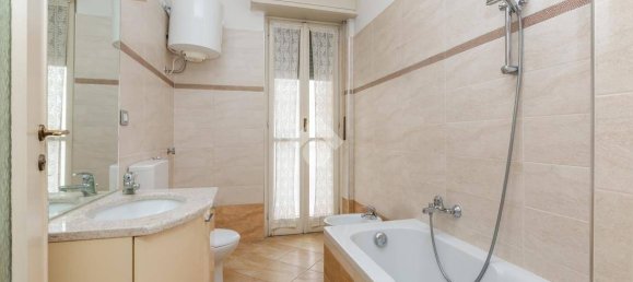 2 غرف نوم شقة في Turin, Italy رقم 54384 17