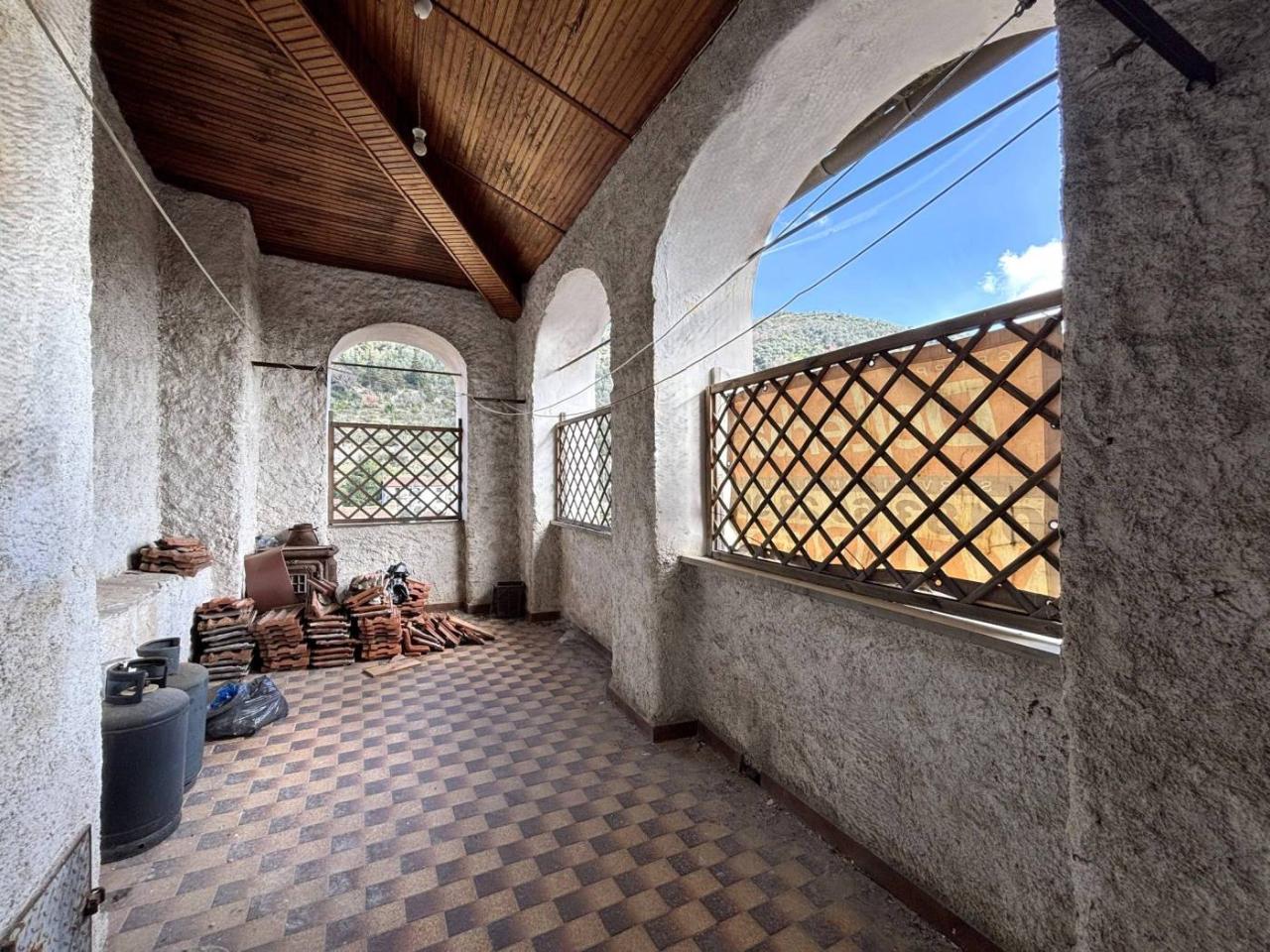 3 rooms Apartment in Dolcedo, Italy No. 37030