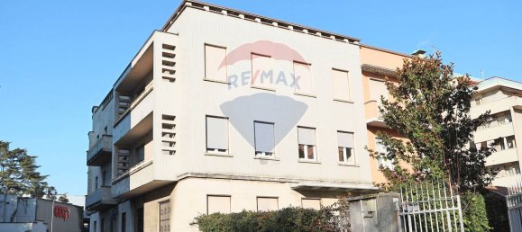 12-salle Appartement à Busto Arsizio, Italy No. 55127 8