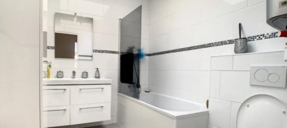 3 Schlafzimmer Haus in Le Blanc-Mesnil, France, Nr. 175794 3