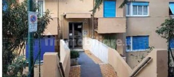 Apartamento de 2 dormitorios en Genoa, Italy No. 299257 4