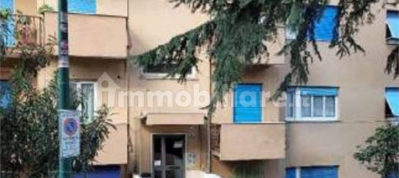 Apartamento de 2 dormitorios en Genoa, Italy No. 299257 2