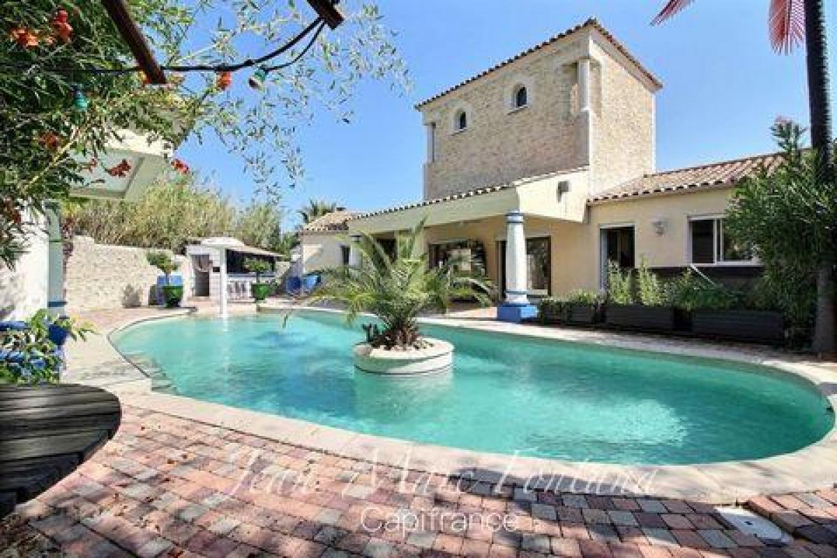 Casa T4 em Castries, France N.º 11702