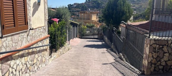 3 bedrooms Apartment in Monreale, Italy No. 325737 4