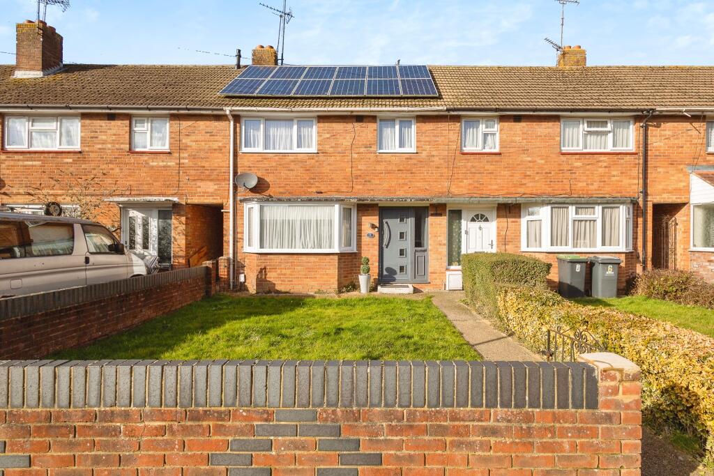 3 bedrooms House in Havant, United Kingdom No. 10896