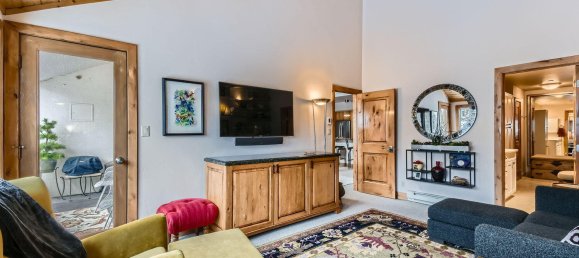 2 bedrooms Cafe / restaurant in Beaver Creek, USA No. 560277 11