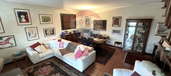 3 bedrooms Apartment in Arese, Italy No. 170012 4