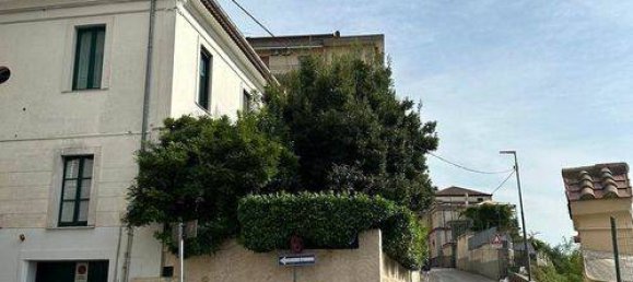 Квартира с 4 спальнями в Кава де Тиррени, Италия № 99544 19