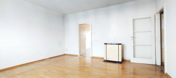2 rooms Apartment in Ottakring, Austria No. 116404 3