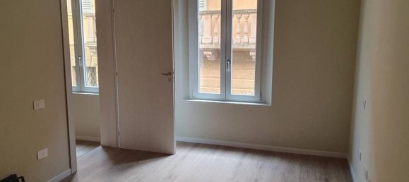 3 rooms Apartment in Sassuolo, Italy No. 15116 5