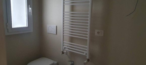 3 rooms Apartment in Sassuolo, Italy No. 15116 9