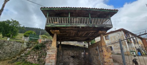 3 bedrooms House in Llanera, Spain No. 147629 3