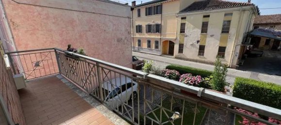 9-Zimmer Villa in Gonzaga, Italy, Nr. 100426 11