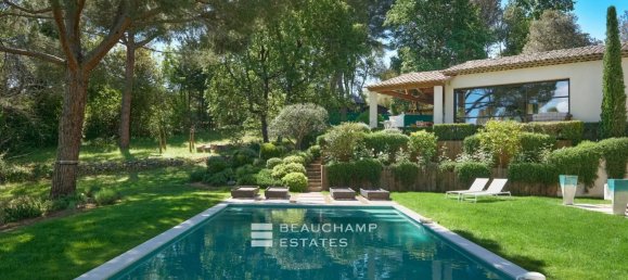 5 bedrooms Villa in Valbonne, France No. 295434 2