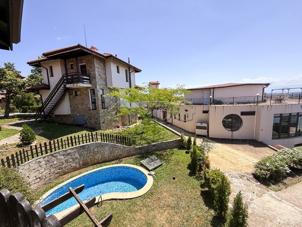 3 bedrooms Apartment in Kosharitsa, Bulgaria No. 1226