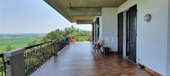 6غرفة فيلا في Lonato del Garda, Italy رقم 198547 6