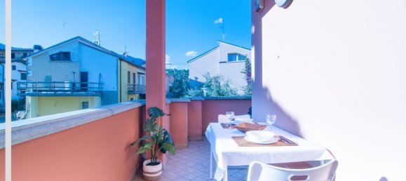 3-salle Appartement à Salò, Italy No. 168386 3