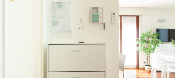 3-salle Appartement à Salò, Italy No. 168386 9