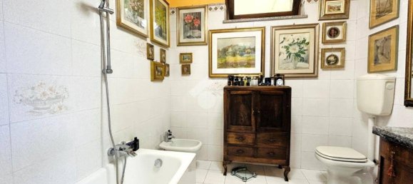 3 bedrooms House in Bressana Bottarone, Italy No. 372652 27