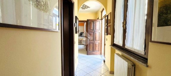 3 bedrooms House in Bressana Bottarone, Italy No. 372652 25