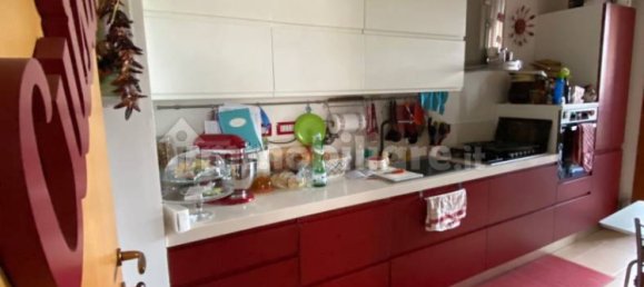 2 Schlafzimmer Wohnung in Rome, Italy, Nr. 318473 6