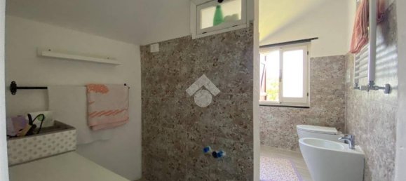 4 bedrooms Apartment in Casella, Italy No. 71775 9