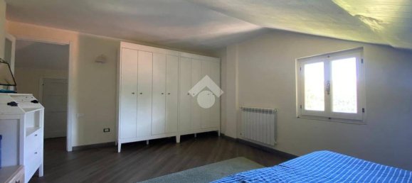 4 bedrooms Apartment in Casella, Italy No. 71775 10