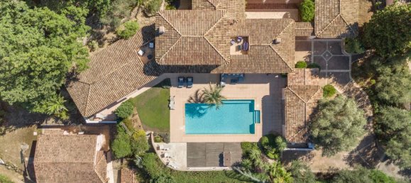 6 bedrooms Villa in Mouans-Sartoux, France No. 1944 3