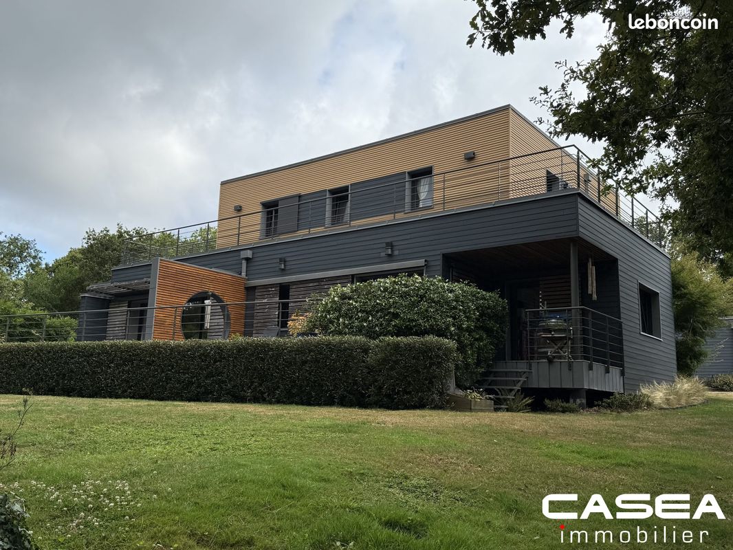 Дом с 5 спальнями в Комбри, Франция № 284657